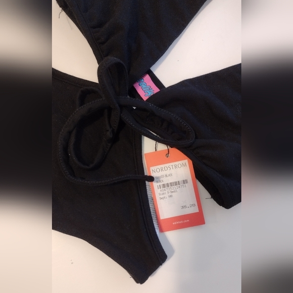 🍉3/$20 Edikted Black Halter Top - Picture 4 of 8